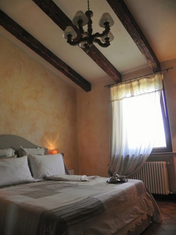 Agriturismo Sugheretello Семпрониано Номер фото